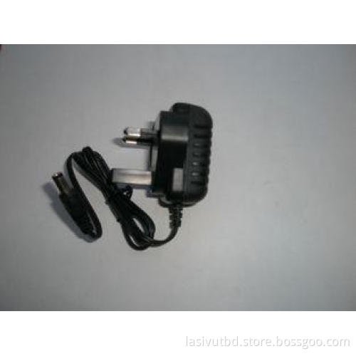 Universal AC/DC Power adapter